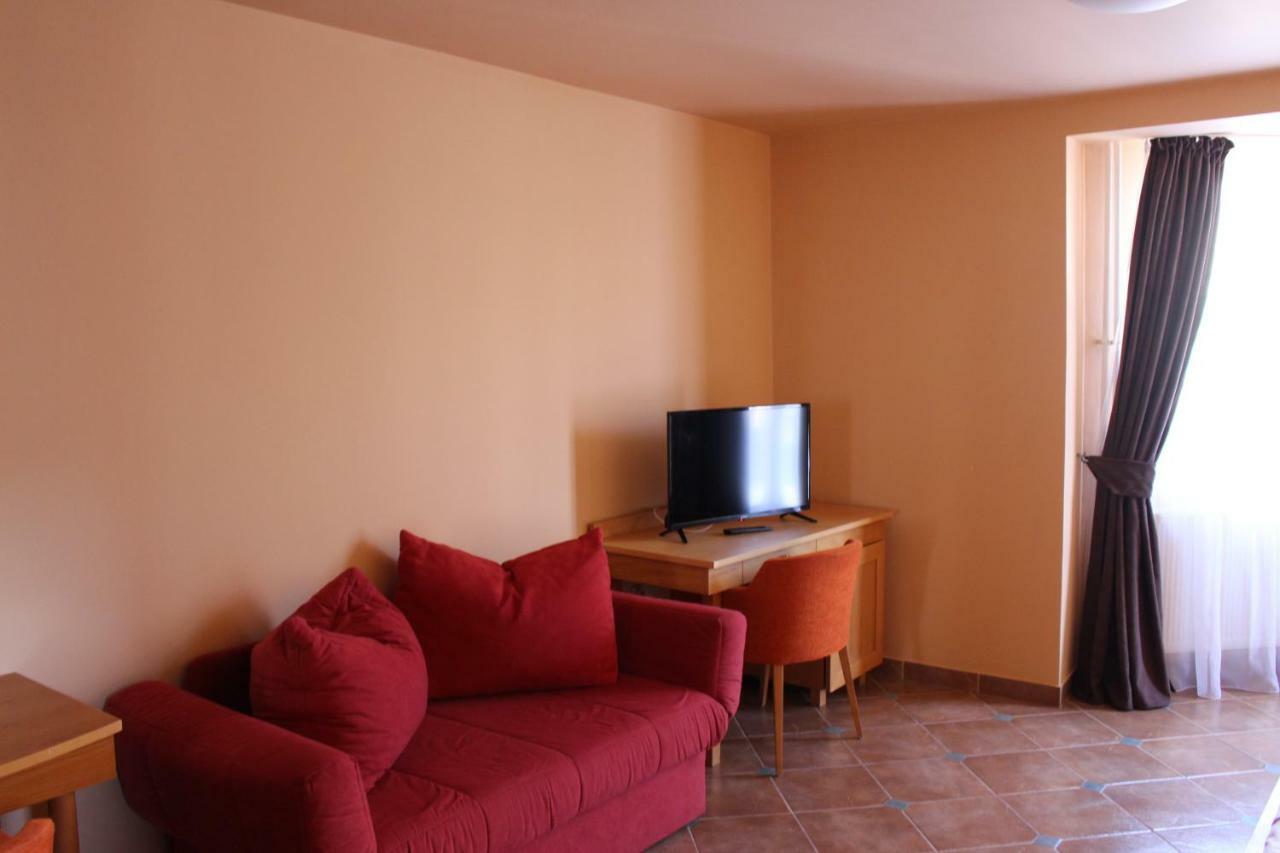 דבה Rooms Cristian מראה חיצוני תמונה