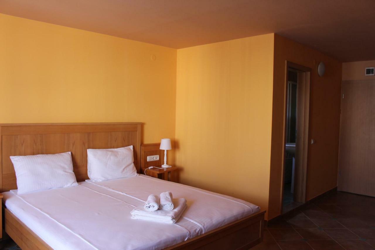 דבה Rooms Cristian מראה חיצוני תמונה